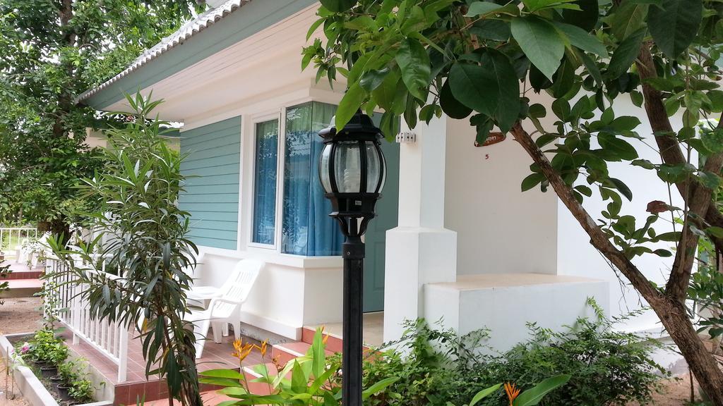 Vipha Ville Resort Ban Huai Yang Luaran gambar