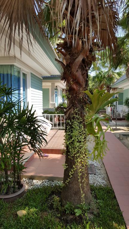 Vipha Ville Resort Ban Huai Yang Luaran gambar